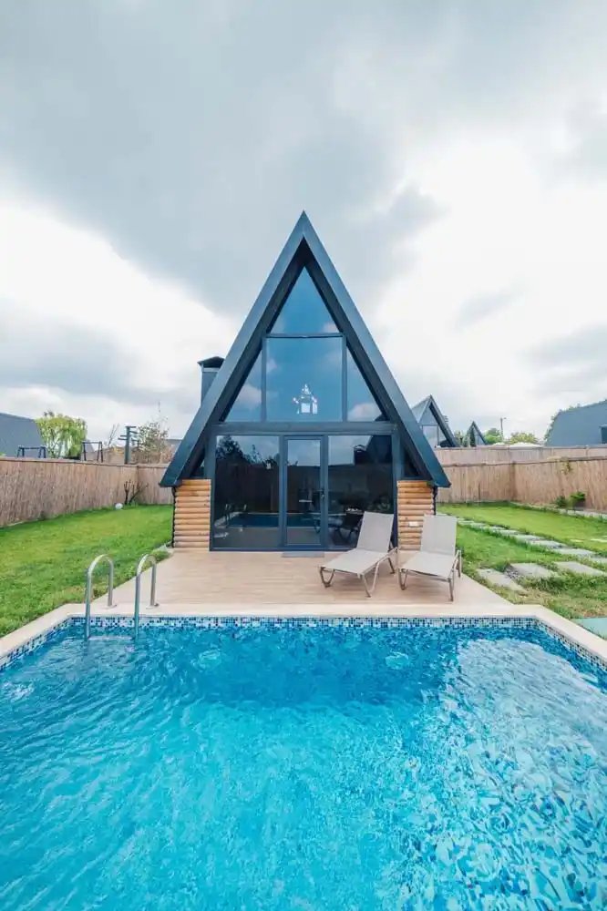 sapanca havuzlu bungalov